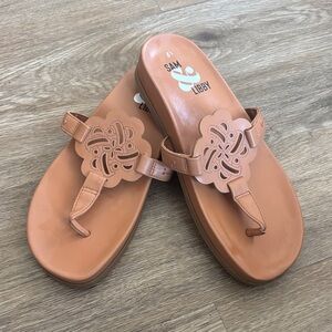 Sam & Libby Brown Floral Sandals